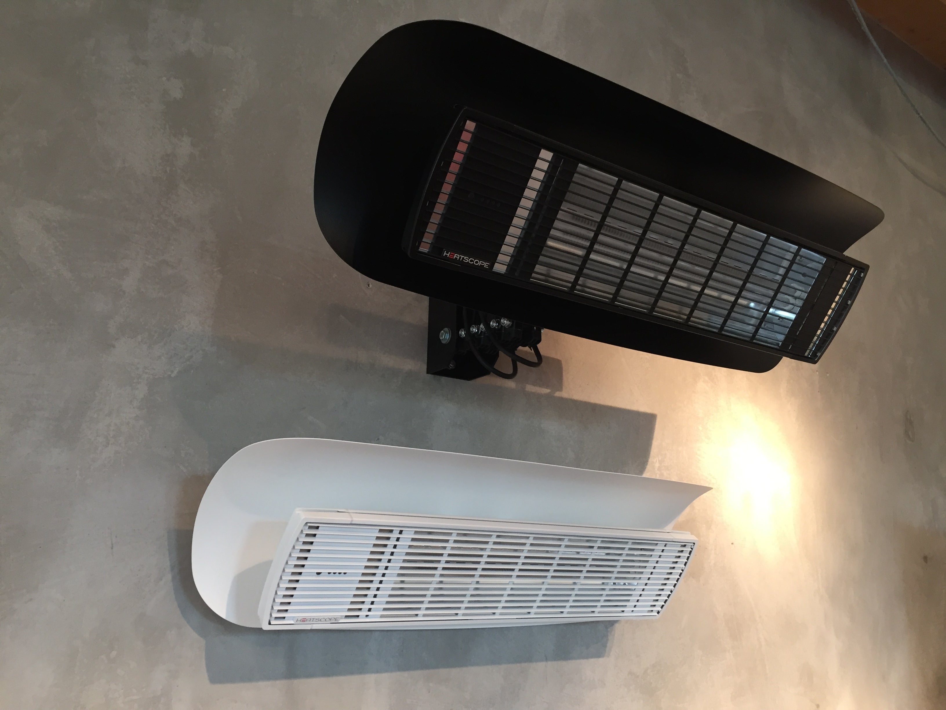 HEATSCOPE Wetterschutzblech für Wandmontage